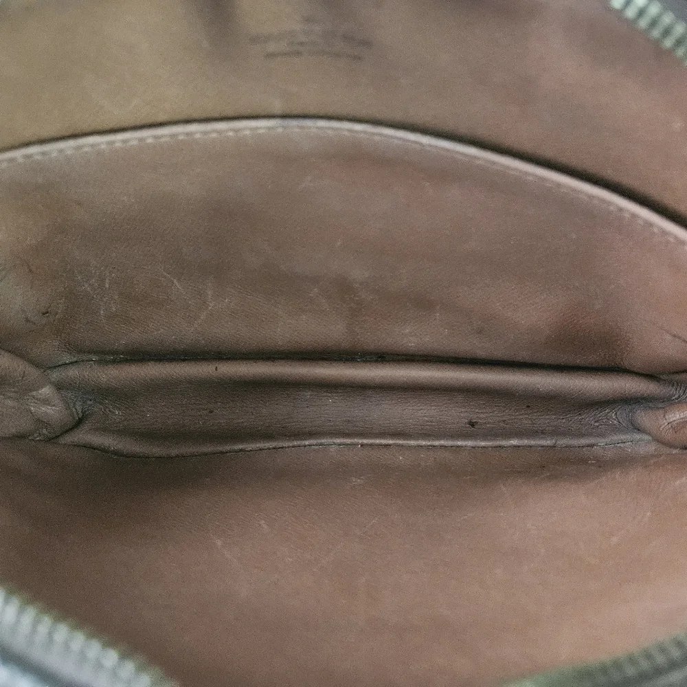 Louis Vuitton 1989 Compiege 23 Clutch Handbag in Monogram Canvas and Leather